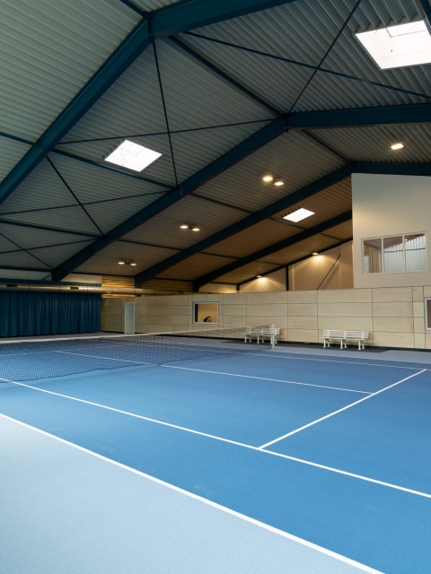 Tennishalle im Strandhotel Fischland