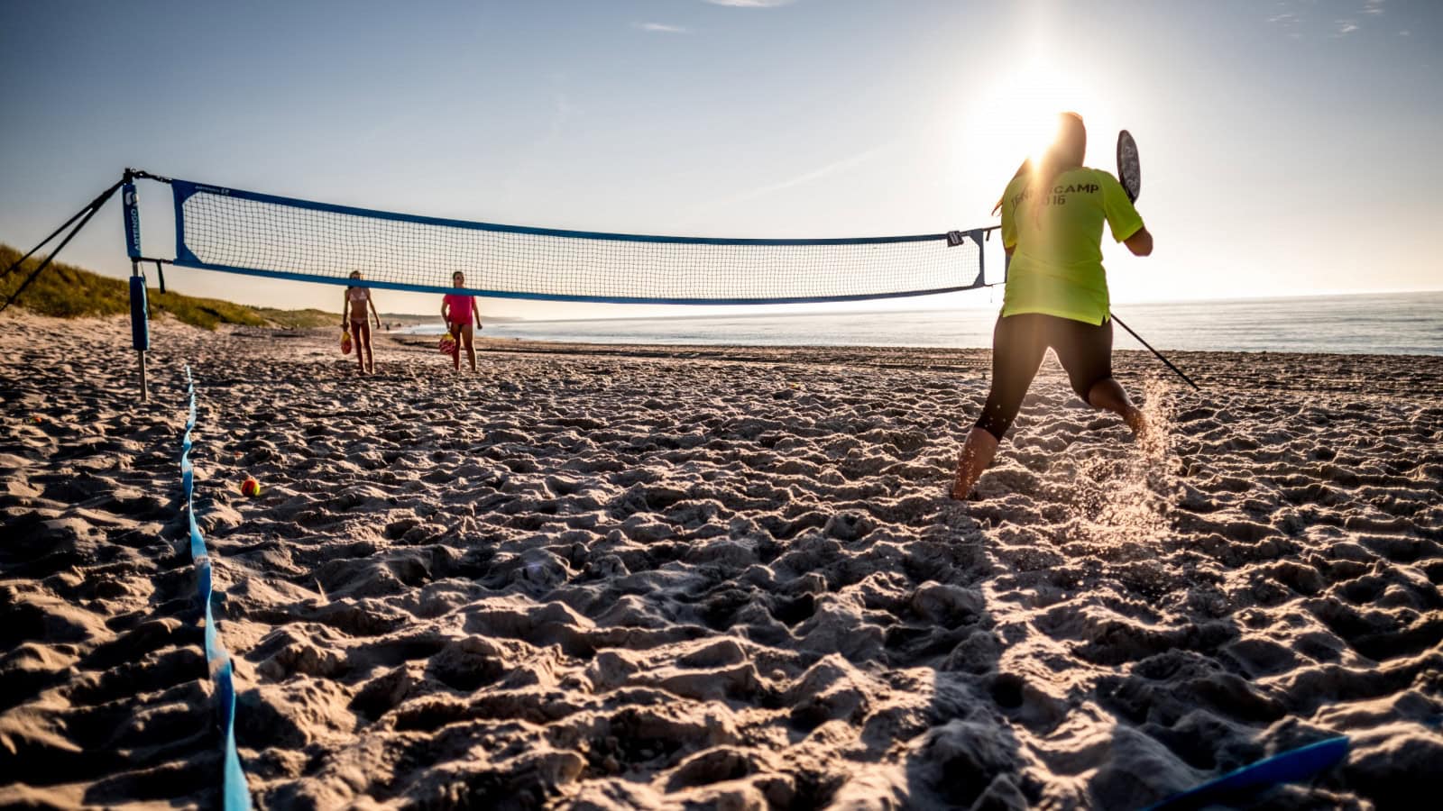 Tennis am Strand im Strandhotel Fischland