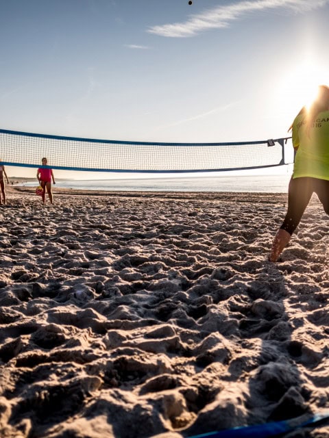 Tennis am Strand im Strandhotel Fischland