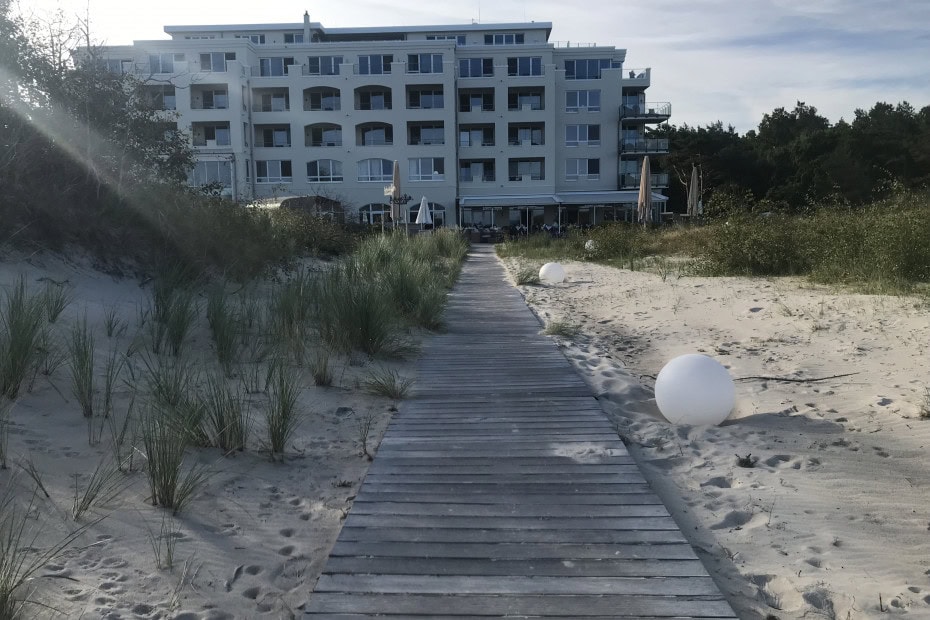 Außenansicht des Strandhotel Dünenmeers