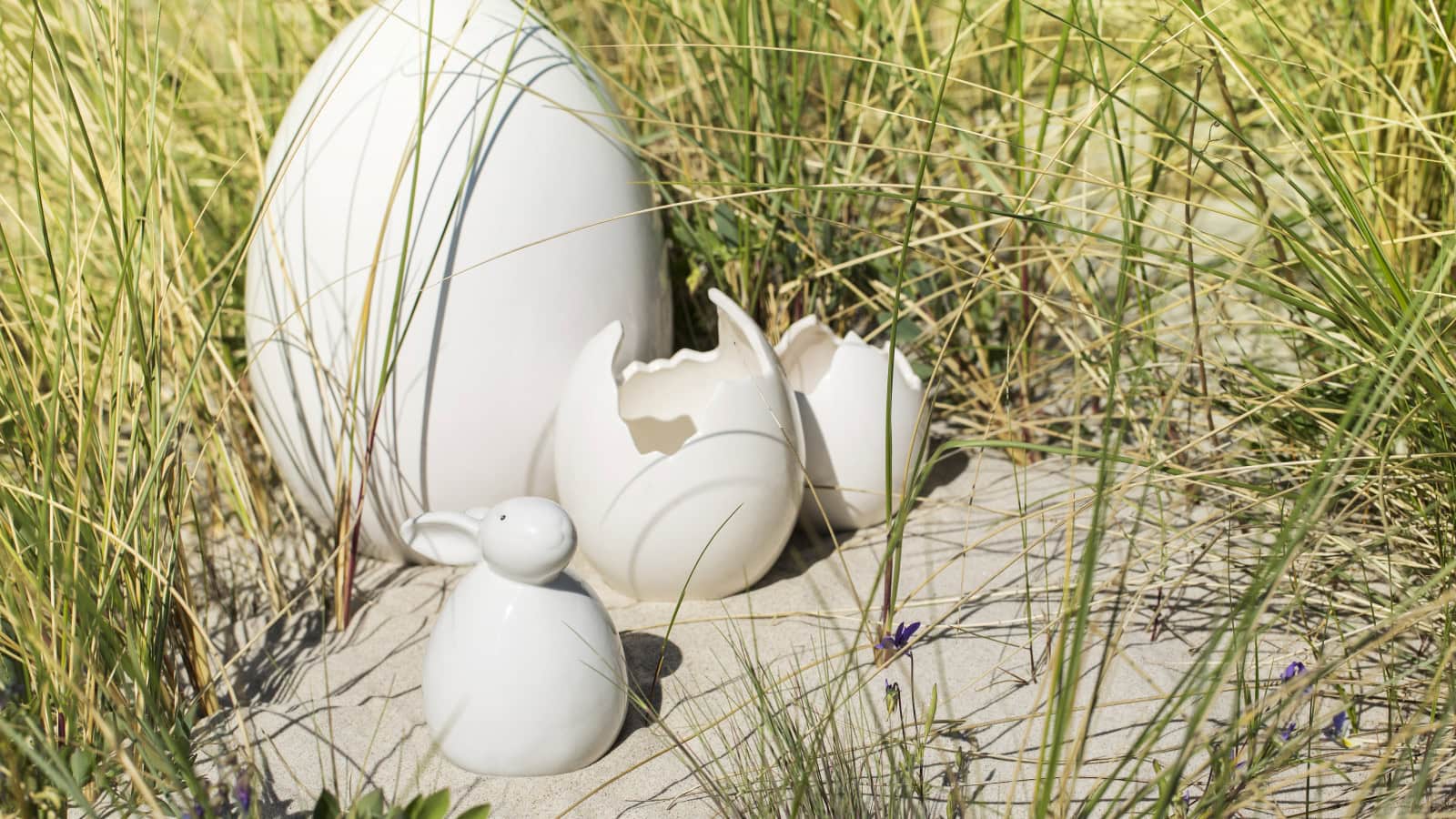 Osterdekoration im Ostseestrand