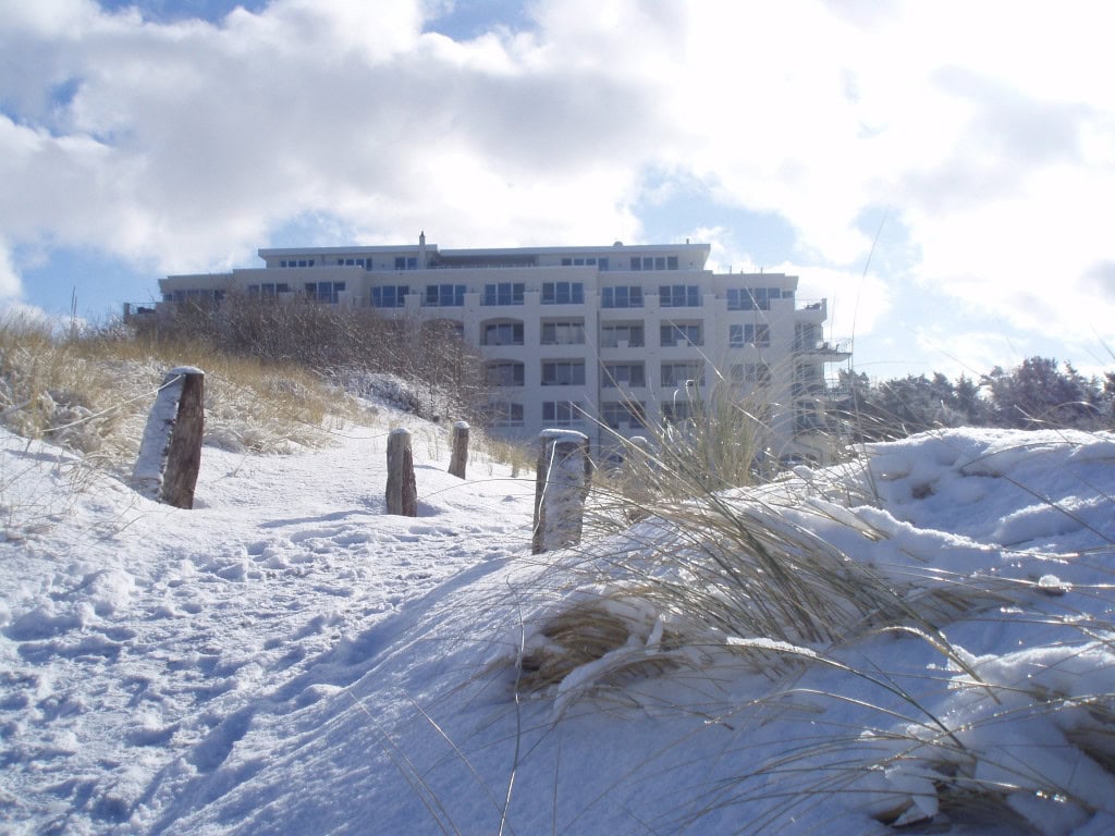 Strandhotel Dünenmeer im Schnee