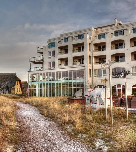 Außenansicht des Strandhotel Dünenmeers