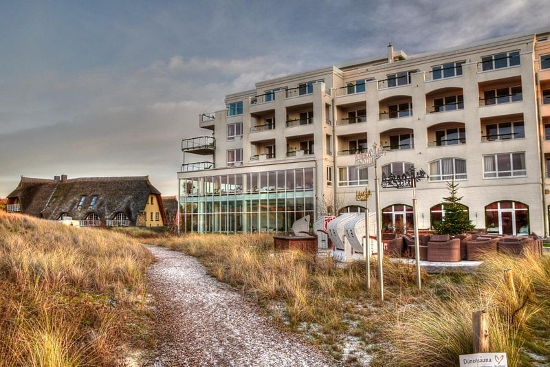 Außenansicht des Strandhotel Dünenmeers