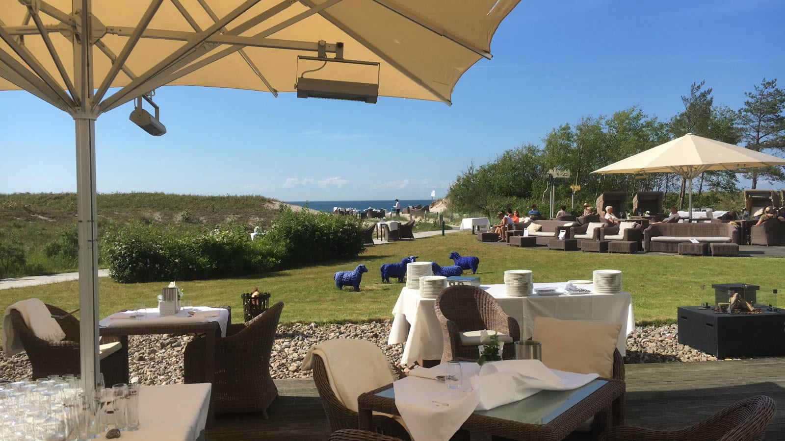 Dünenterrasse im Strandhotel Dünenmeer